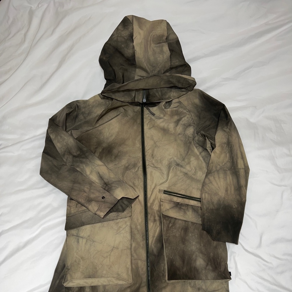 Lululemon Rain Jacket NWT Size 8